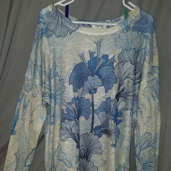 Dress Barn Tops - Dress Barn Knit Long Sleeved Shirt